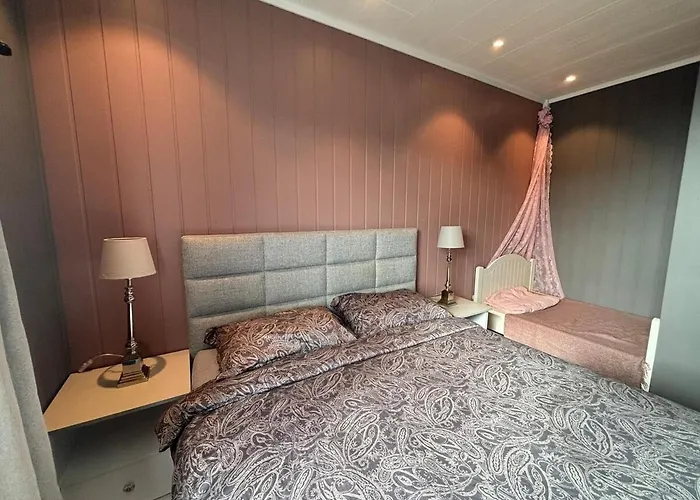 Appartamento Cozy House Centrally Located And Close To Hiking Areas And *