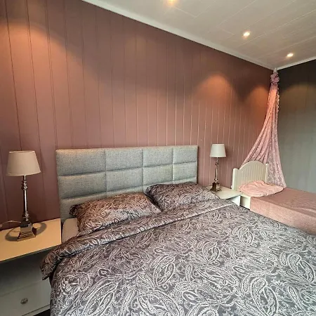 Apartman Cozy House Centrally Located And Close To Hiking Areas And *